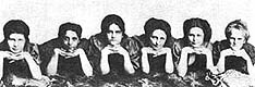 1909 Girls'Basketball Team 
