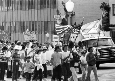 UT88_L412-27 March in support of Isreal - Downtown - 1973.